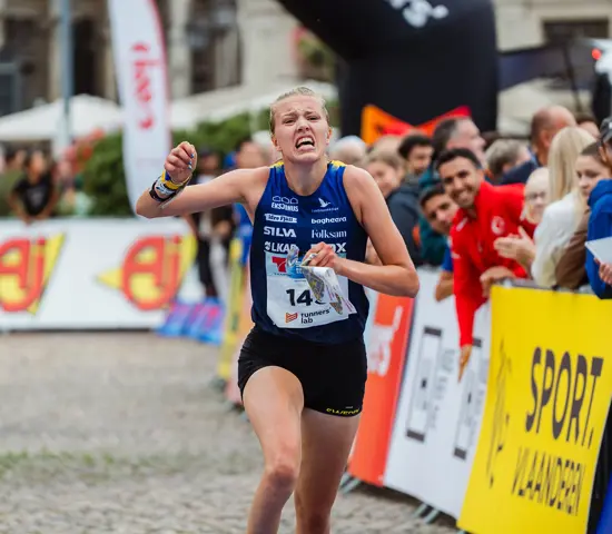 : Hanna Lundberg spurtar till silver på EM-sprinten i Belgien.