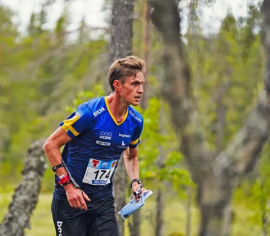 Martin Regborn missade lite på första kontrollen men sprang sedan mot heatseger närmast före Max Peter Bejmer och Emil Svensk delade andraplatsen.