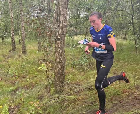 Freja Hjerne springer mot seger på EYOC:s långdistans i Polen.