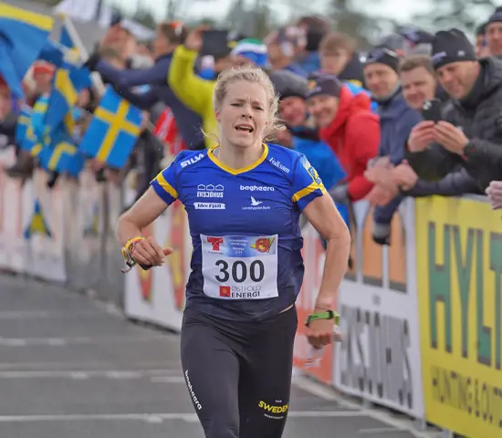 Sara Hagström spurtar mot sin första världscupseger.