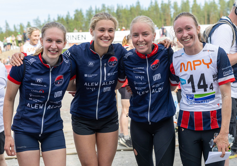 OK Linné-kvartetten som knep andraplatsen på Venla. Från vänster: Annick Meister, Pia Young Vik, Ida Öbro och Johanna Ridefelt. Bild: Lars Rönnols.