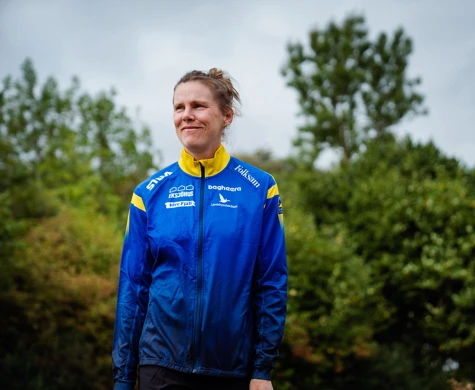 Helena Bergman har dragit på sig landslagsjackan igen efter sju år. I morgon springer hon EM-sprinten i Belgien.