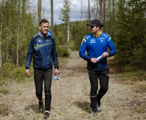 Peter Öberg (f.d. landslagslöpare) och Alexander Wiklund på VM-läger i Kuopio