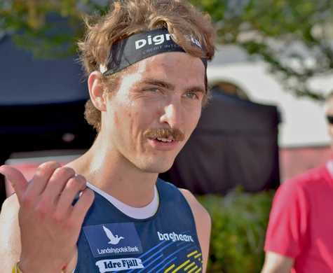 : Max Peter Bejmer representerar Sverige på Terräng-EM i Italien den 11 december. Bilden från sprintstafetten på VM i Danmark i somras. Bild: Johan Trygg.