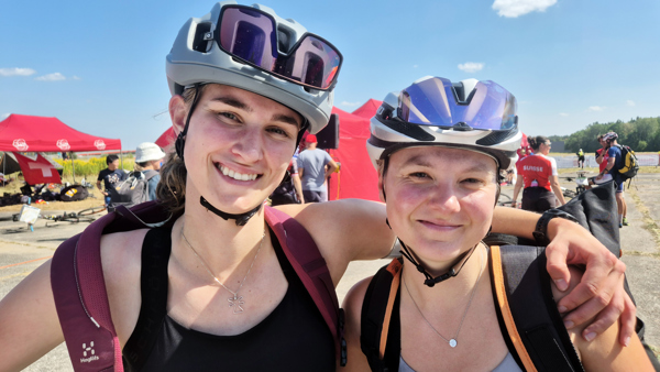 Tilda Palm och Gabriella Gustafsson blev bästa svenskar som fyra och femma. Foto Stefan Kollberg
