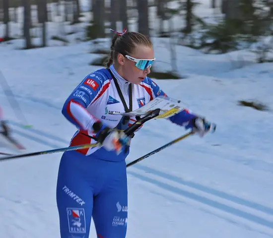 Matilda Aasa under långdistansen på SM i Örnsköldsvik 2025.
